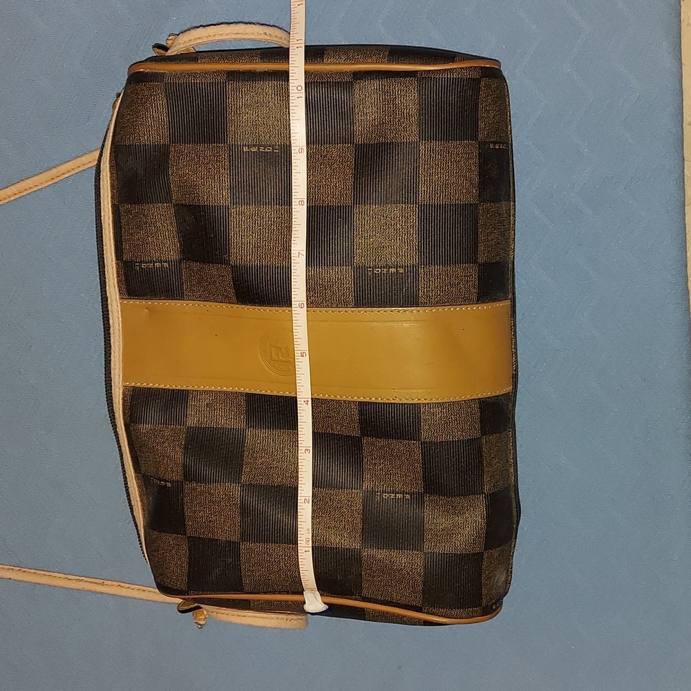 Vintage Fendi Crossbody Bag - Picture 9 of 13